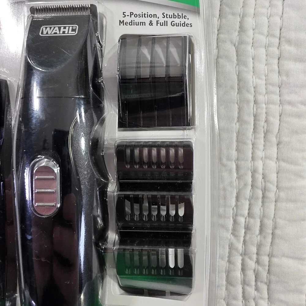 Wahl Beard Mustache Rechargeable Trimmer Nose Ear Hair Grooming Kit NWT 9916-817